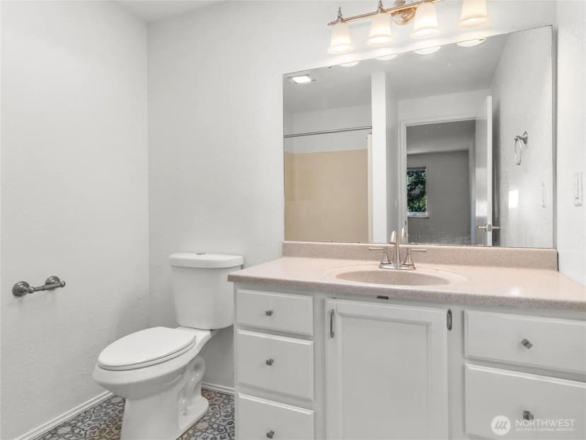 Property photo for 1822 Jonquil Lane Nw, Olympia photo 22