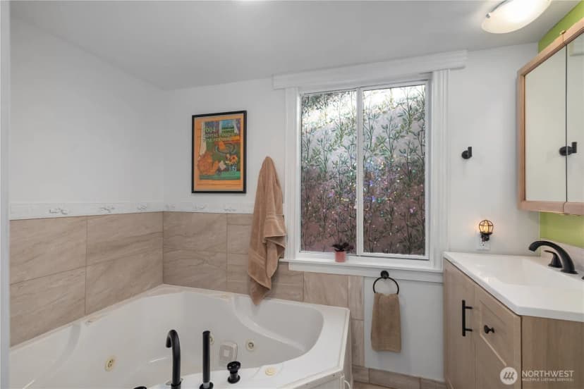 Property photo for 2441 Crestridge Drive Nw, Olympia photo 16