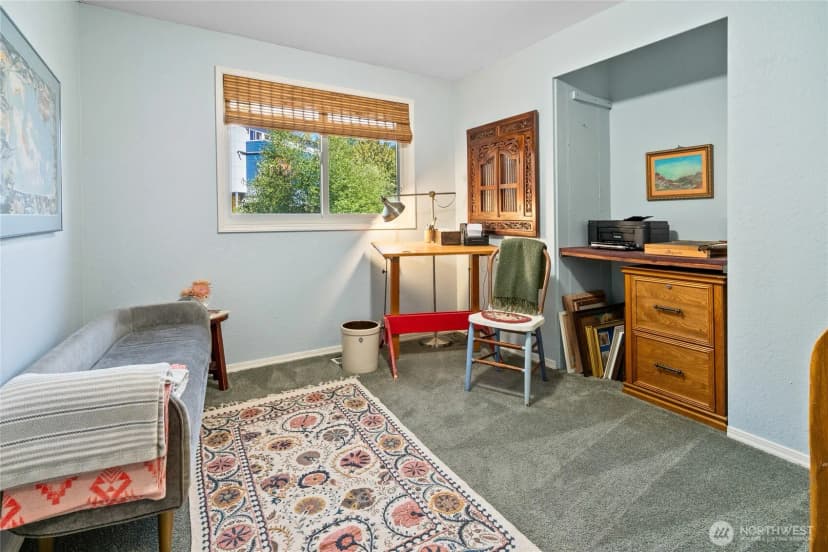 Property photo for 19707 67th Avenue Ne, Kenmore photo 15