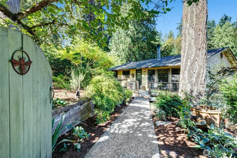 Property photo for 19707 67th Avenue Ne, Kenmore photo 39