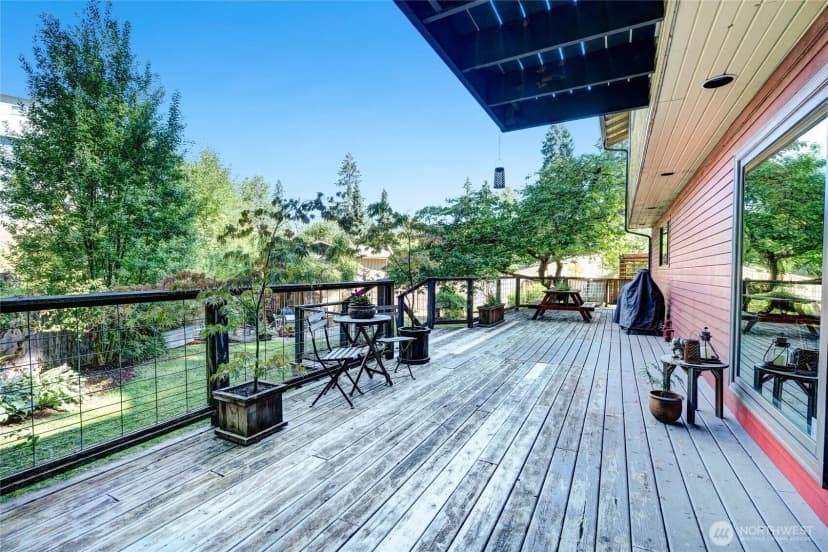 Property photo for 19707 67th Avenue Ne, Kenmore photo 26