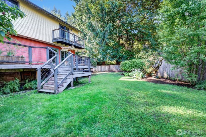 Property photo for 19707 67th Avenue Ne, Kenmore photo 28