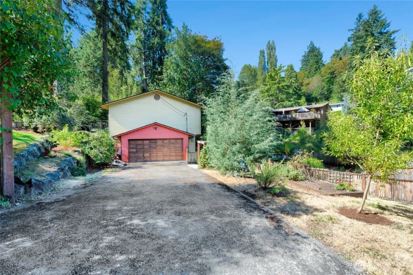 Property photo for 19707 67th Avenue Ne, Kenmore photo 31