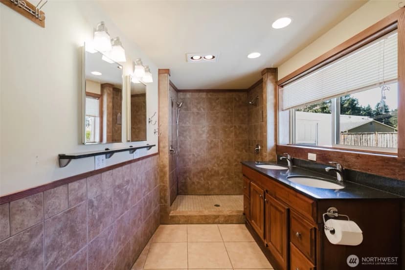 Property photo for 11432 Gable Avenue Sw, Port Orchard photo 18