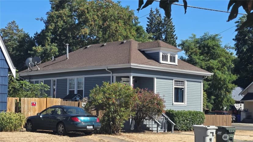 Property photo for 420 2nd Avenue S, Kent