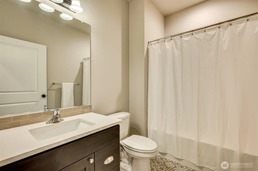 Property photo for 129 N 88th Drive, Ridgefield photo 23