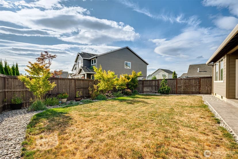 Property photo for 129 N 88th Drive, Ridgefield photo 31