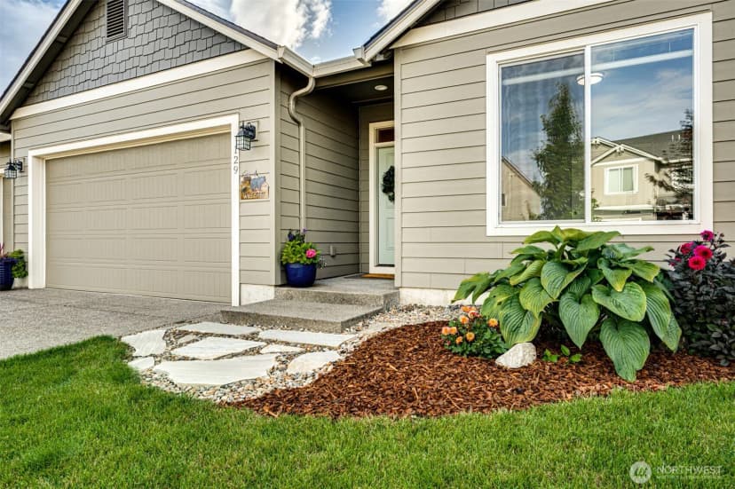Property photo for 129 N 88th Drive, Ridgefield photo 3