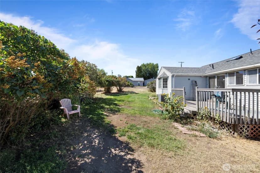 Property photo for 220 Park Place Street, Electric City photo 31
