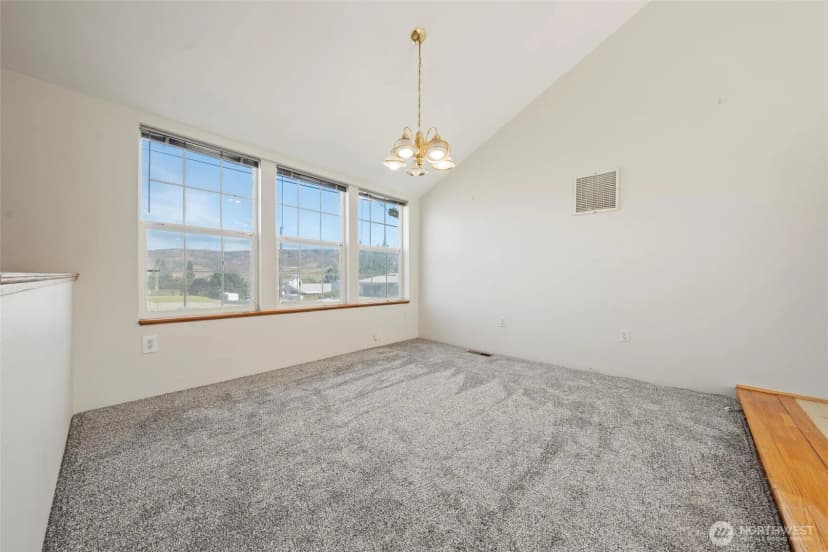 Property photo for 220 Park Place Street, Electric City photo 5
