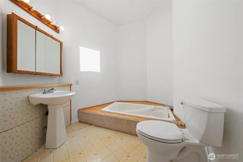 Property photo for 220 Park Place Street, Electric City photo 22