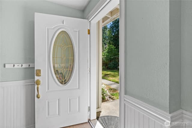 Property photo for 24335 252nd Ave Se, Maple Valley photo 2
