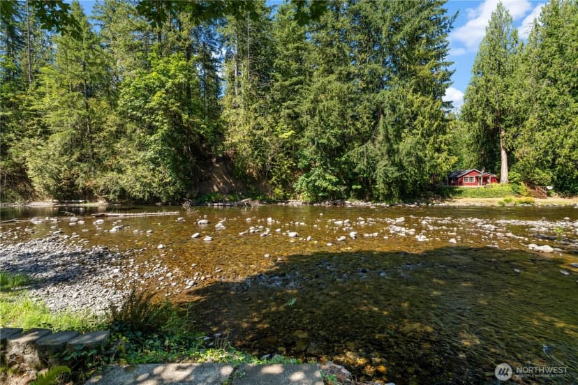 Property photo for 24335 252nd Ave Se, Maple Valley photo 19