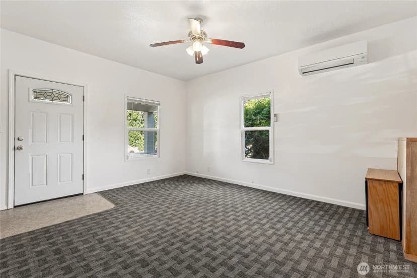 Property photo for 714 S Gold Street, Centralia photo 5