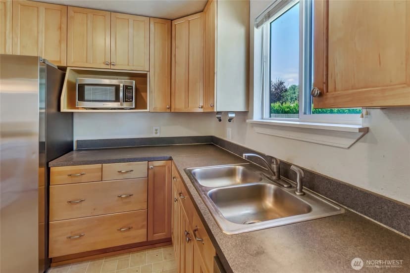 Property photo for 1234 14th Street Sw, Puyallup photo 8