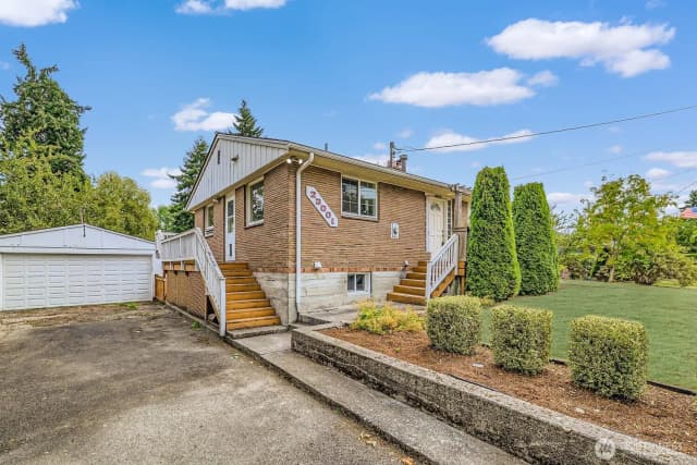 Property photo for 23001 Brier Road, Brier