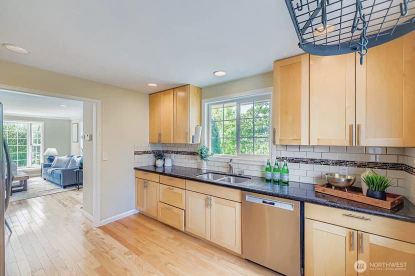 Property photo for 23001 Brier Road, Brier photo 10