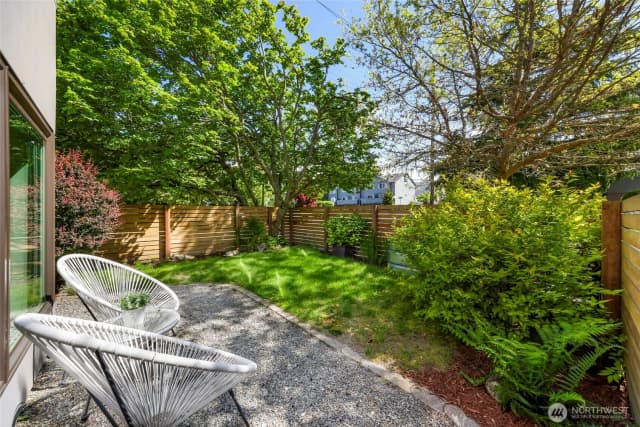 Property photo for 8363 29th Avenue Nw, Seattle photo 3
