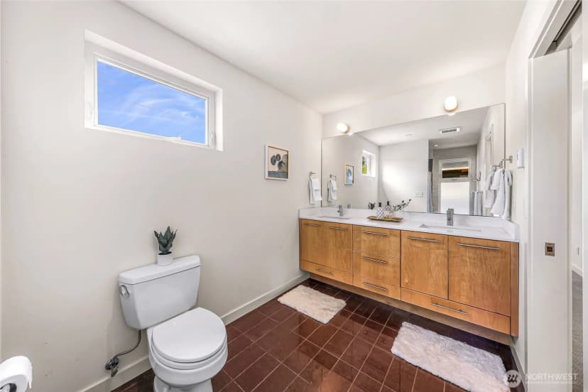 Property photo for 8363 29th Avenue Nw, Seattle photo 24