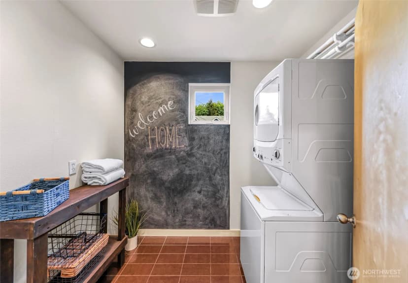 Property photo for 8363 29th Avenue Nw, Seattle photo 17
