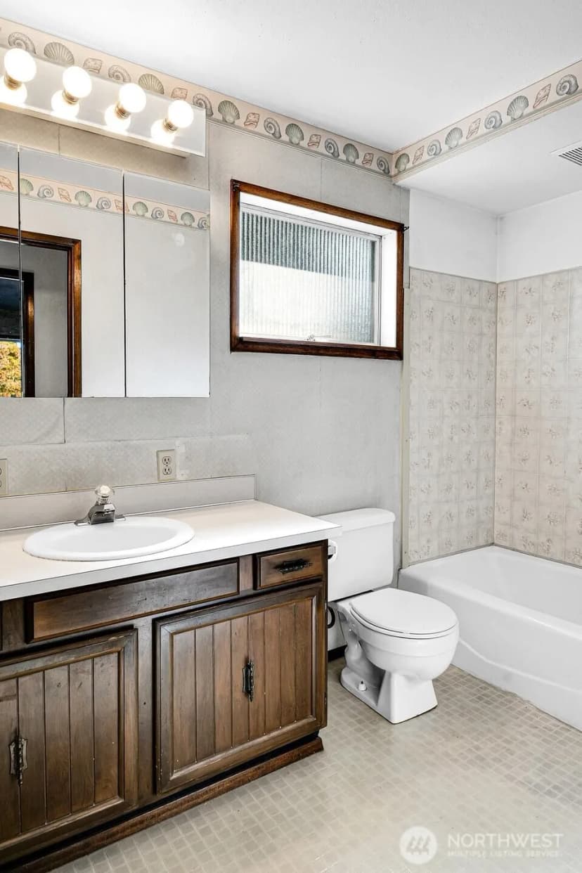 Property photo for 7502 14th Avenue Sw, Seattle photo 13