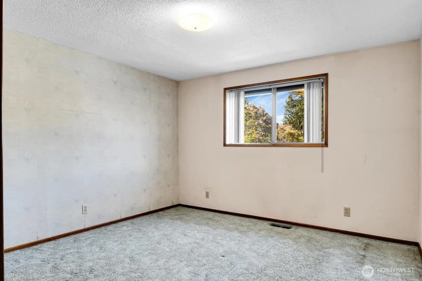 Property photo for 7502 14th Avenue Sw, Seattle photo 12