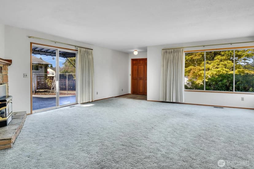 Property photo for 7502 14th Avenue Sw, Seattle photo 4