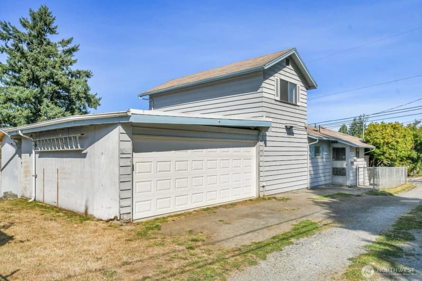 Property photo for 7502 14th Avenue Sw, Seattle photo 18