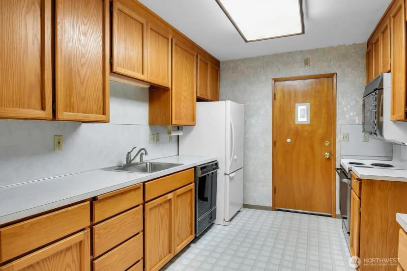 Property photo for 7502 14th Avenue Sw, Seattle photo 10