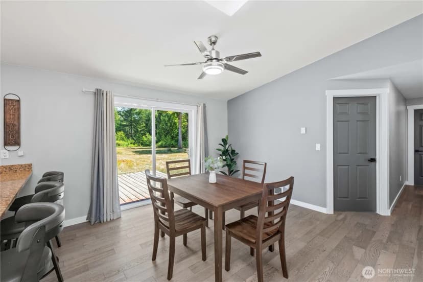 Property photo for 14715 318th Street E, Graham photo 10