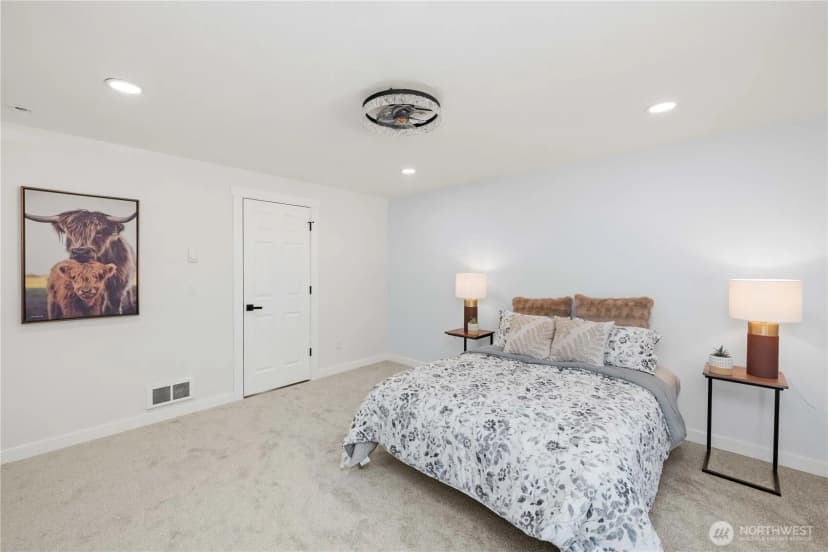 Property photo for 14715 318th Street E, Graham photo 14