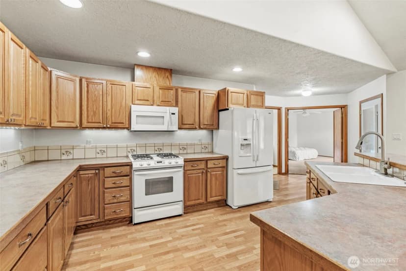 Property photo for 16 Monroe Drive, Cathlamet photo 21