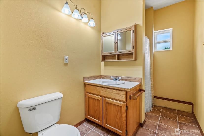 Property photo for 16 Monroe Drive, Cathlamet photo 40