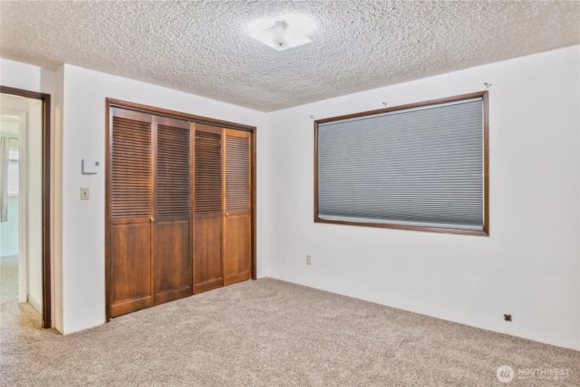 Property photo for 2661 Maple Street, Longview photo 15