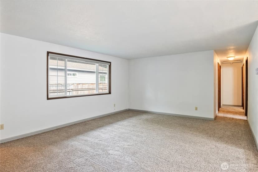 Property photo for 2661 Maple Street, Longview photo 4
