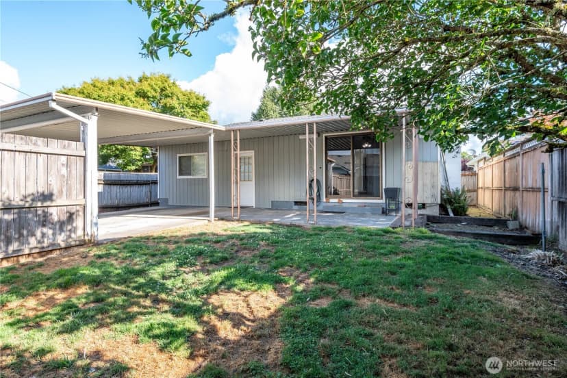 Property photo for 2661 Maple Street, Longview photo 25