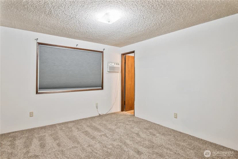Property photo for 2661 Maple Street, Longview photo 14