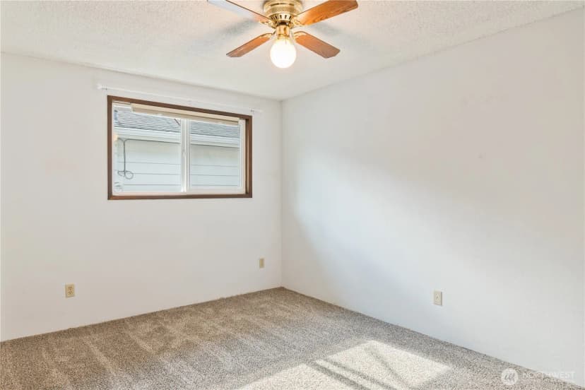 Property photo for 2661 Maple Street, Longview photo 16