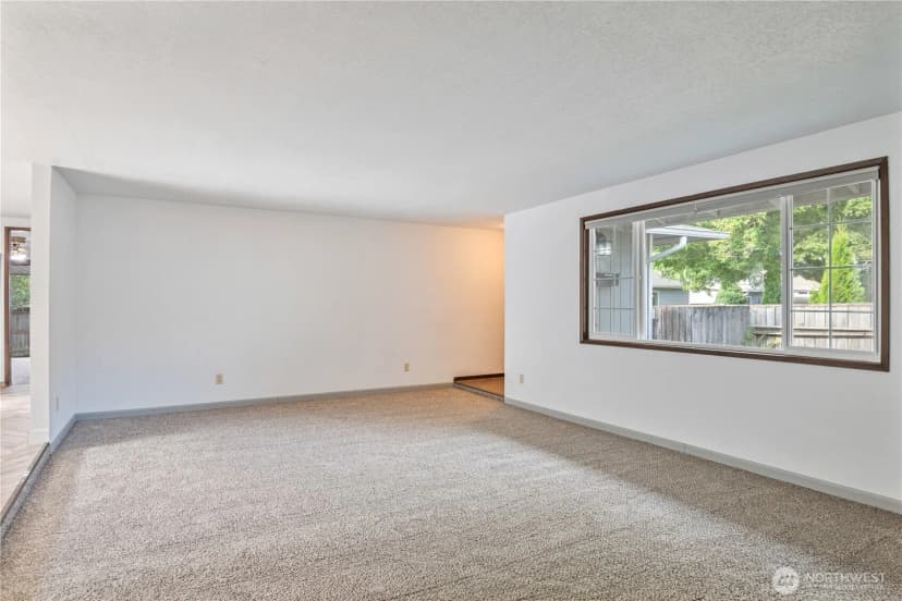 Property photo for 2661 Maple Street, Longview photo 5