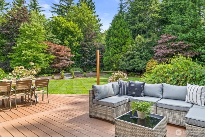 Property photo for 14300 227th Avenue Ne, Woodinville photo 31