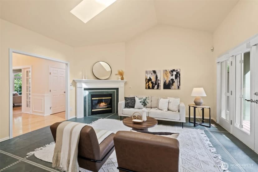 Property photo for 14300 227th Avenue Ne, Woodinville photo 15