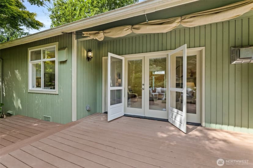 Property photo for 14300 227th Avenue Ne, Woodinville photo 30