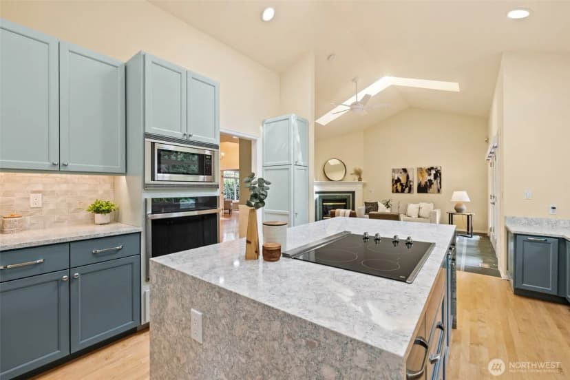 Property photo for 14300 227th Avenue Ne, Woodinville photo 12