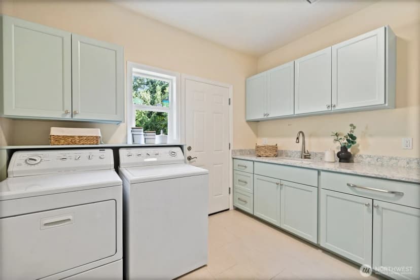 Property photo for 14300 227th Avenue Ne, Woodinville photo 27
