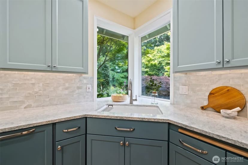 Property photo for 14300 227th Avenue Ne, Woodinville photo 11