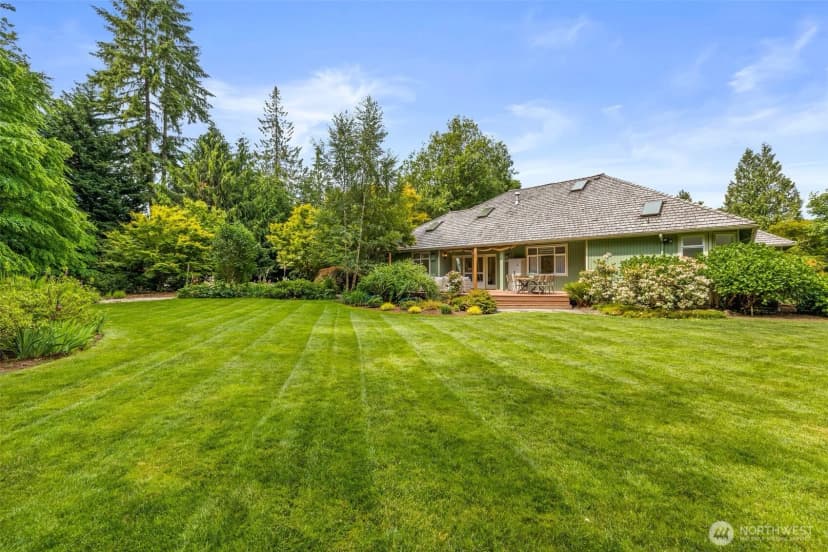 Property photo for 14300 227th Avenue Ne, Woodinville photo 35