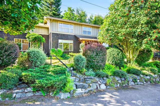 Property photo for 3820 Fielding Avenue, Bellingham