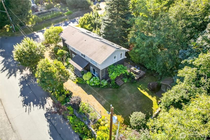 Property photo for 3820 Fielding Avenue, Bellingham photo 36