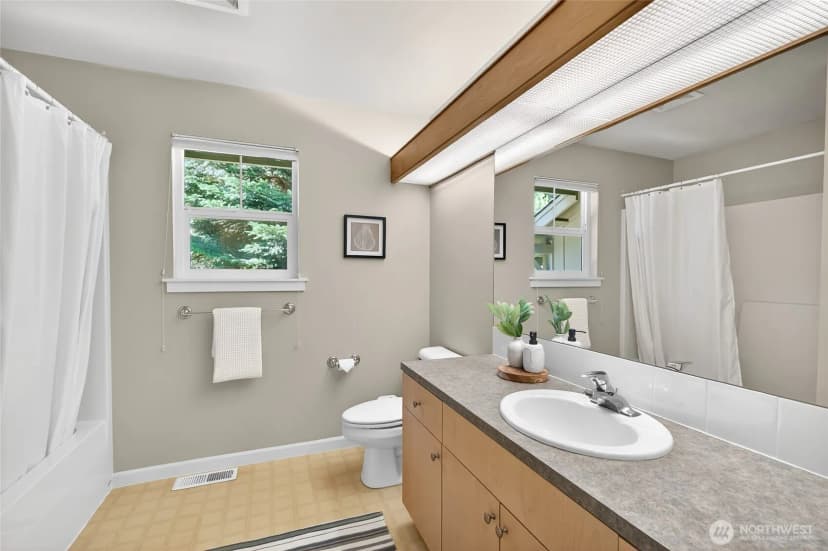 Property photo for 3820 Fielding Avenue, Bellingham photo 20
