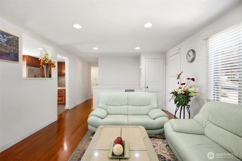 Property photo for 11424 69th Place S, Seattle photo 10
